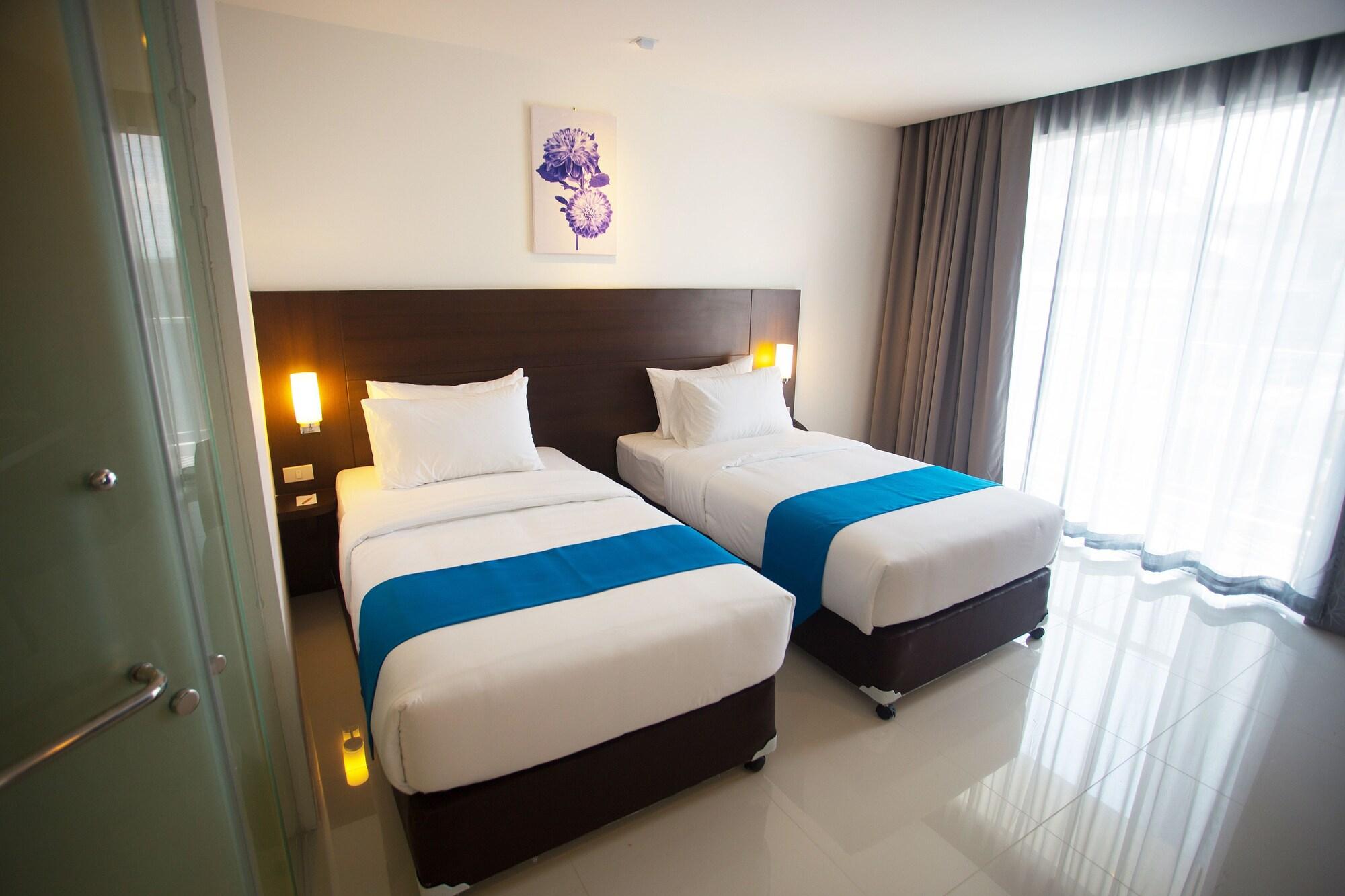 Rodina Beach Hotel Bãi biển Jomtien Ngoại thất bức ảnh