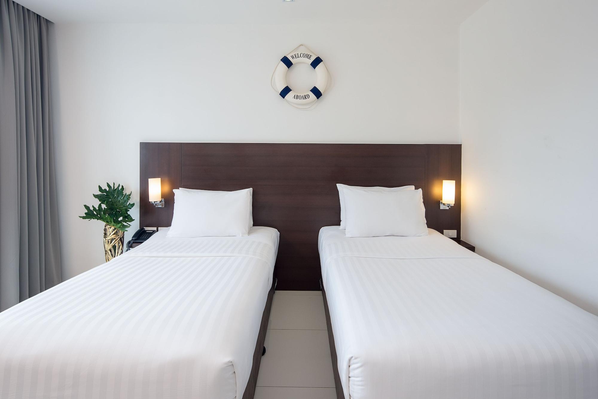 Rodina Beach Hotel Bãi biển Jomtien Ngoại thất bức ảnh