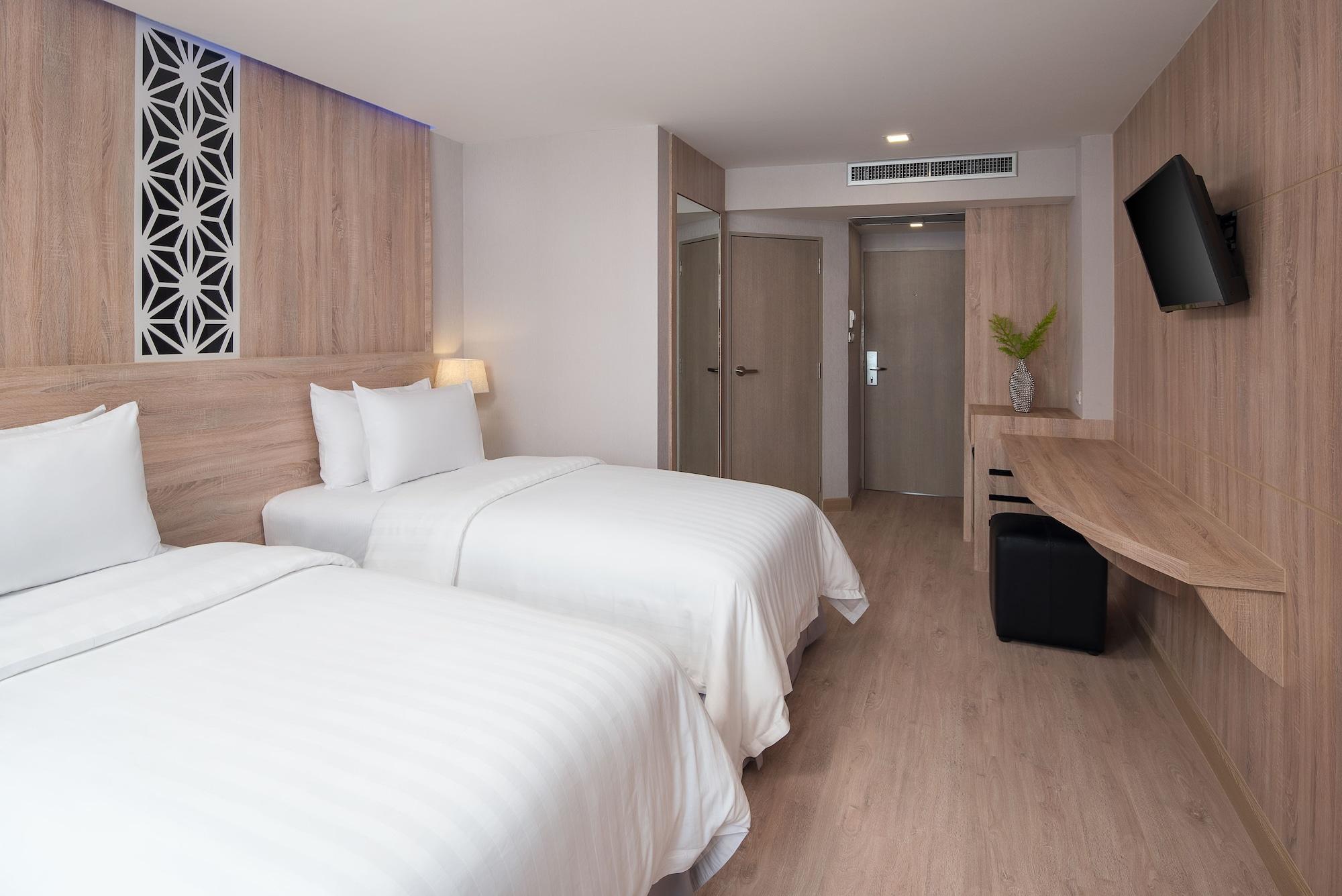 Rodina Beach Hotel Bãi biển Jomtien Ngoại thất bức ảnh